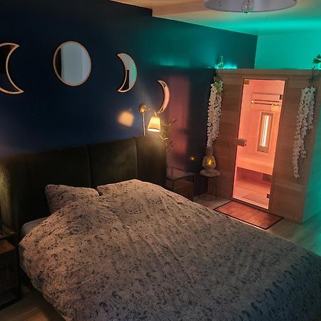 Sauna & Detente - Suite Privee - Tours - Netflix Ngoại thất bức ảnh