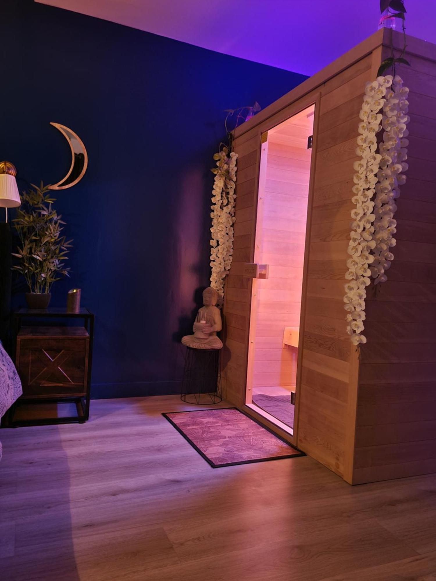 Sauna & Detente - Suite Privee - Tours - Netflix Ngoại thất bức ảnh